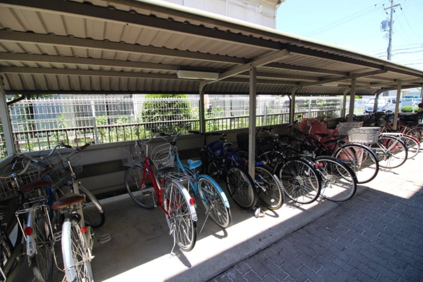 駐輪場 サニーコート朝宮
