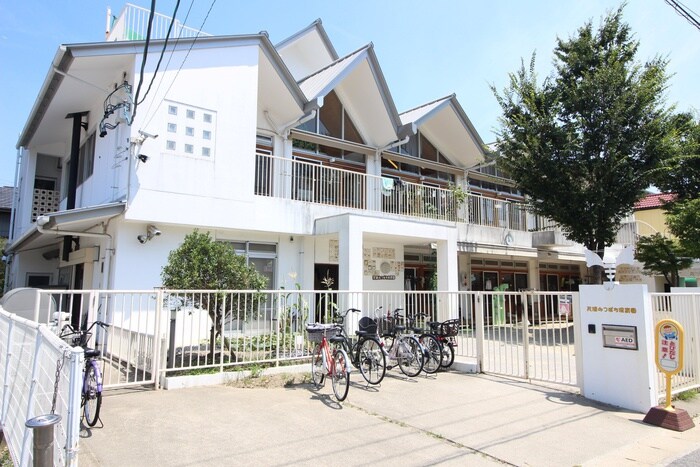 天使みつばち保育園(幼稚園/保育園)まで569m サニーコート朝宮