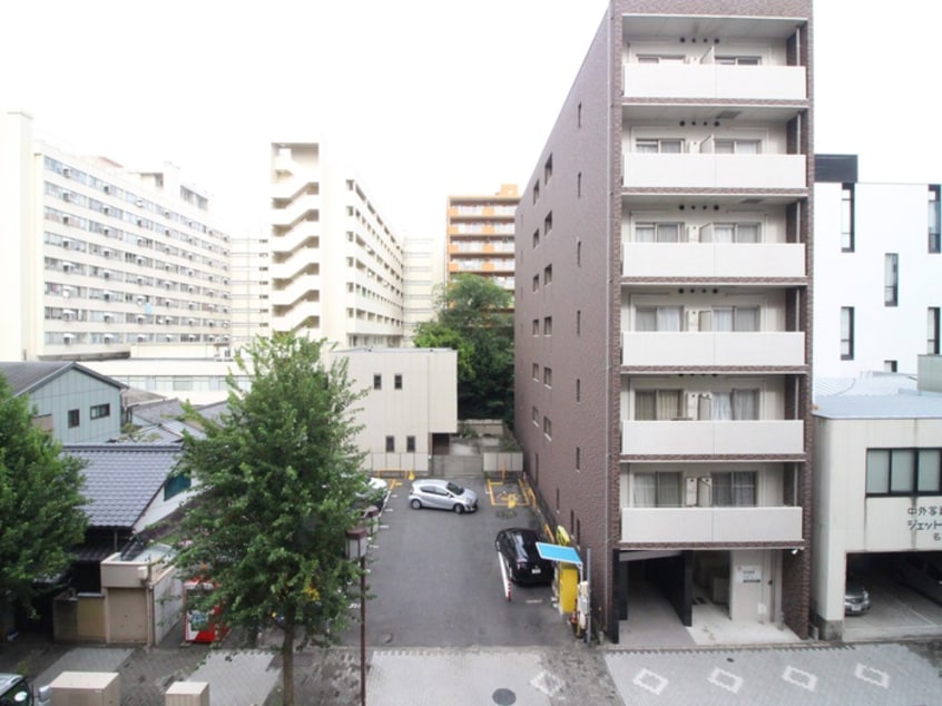 室内からの展望 ＳＨ丸の内