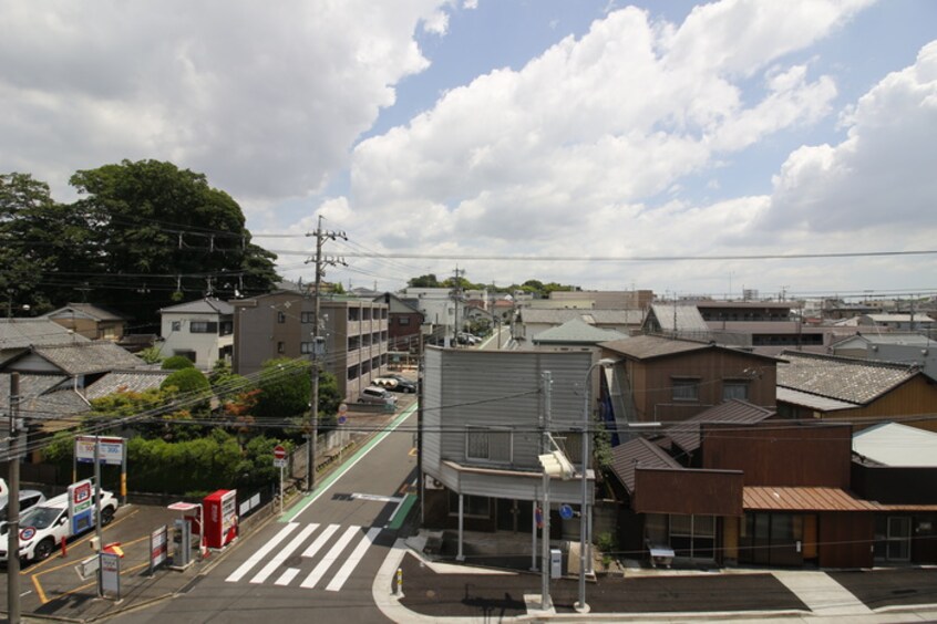 室内からの展望 グランディーズ呼続