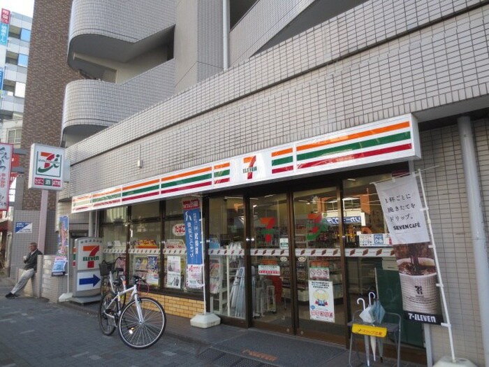 セブンイレブン(コンビニ)まで79m ﾌﾟﾚｻﾝｽｼﾞｪﾈ新栄町駅前葵（1416）