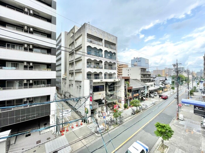 室内からの展望 シャトル東瓦