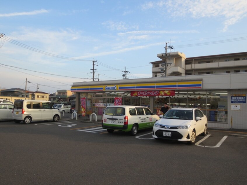 ミニストップ(コンビニ)まで260m シャトルForYou.Ⅰ