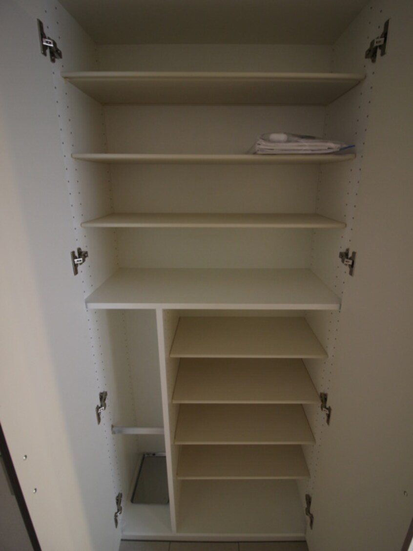 収納 ＯＫＢアヴェニール菊井町