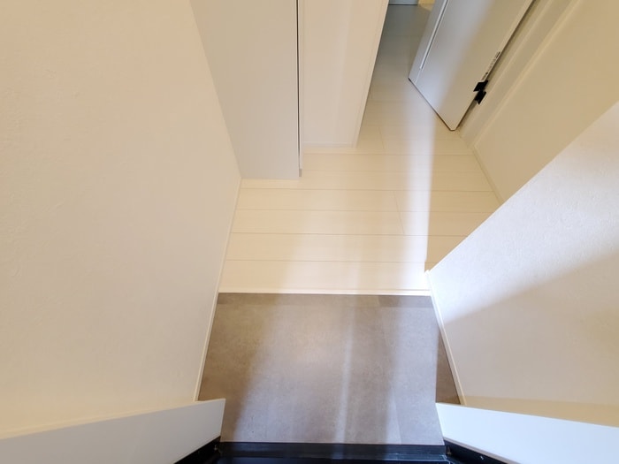 玄関 Warren kannonⅠ