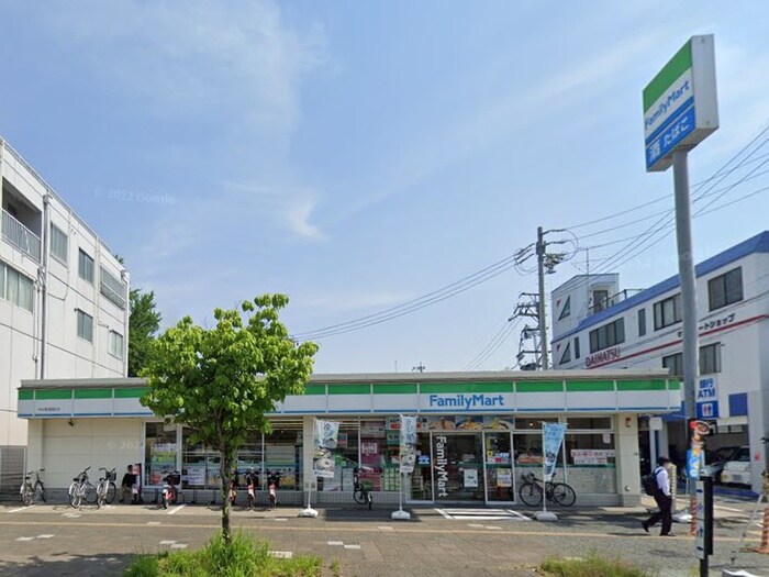 ファミリーマート名古屋浅間町店(コンビニ)まで550m DEVELD菊井