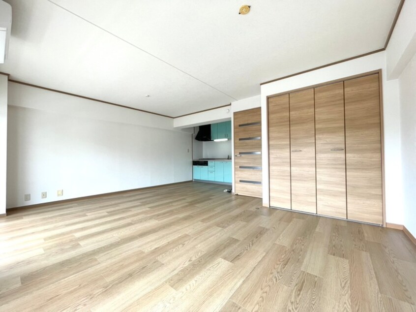 居室 山手アベニュ－