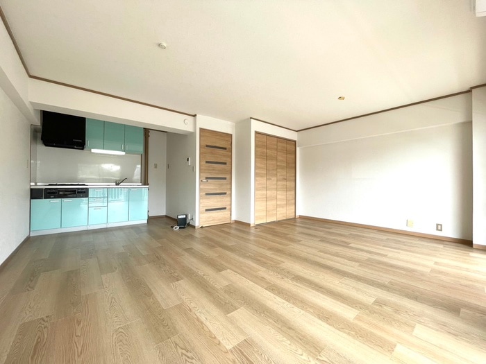 居室 山手アベニュ－