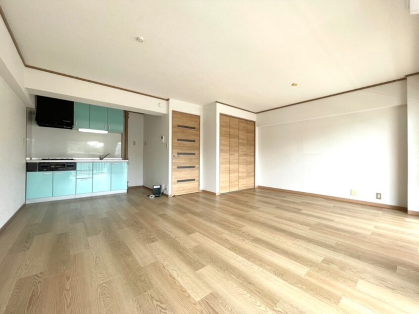 居室 山手アベニュ－