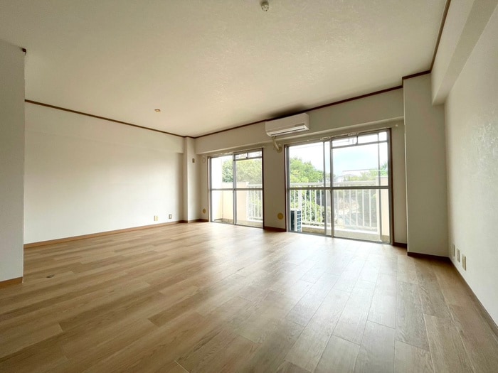 居室 山手アベニュ－