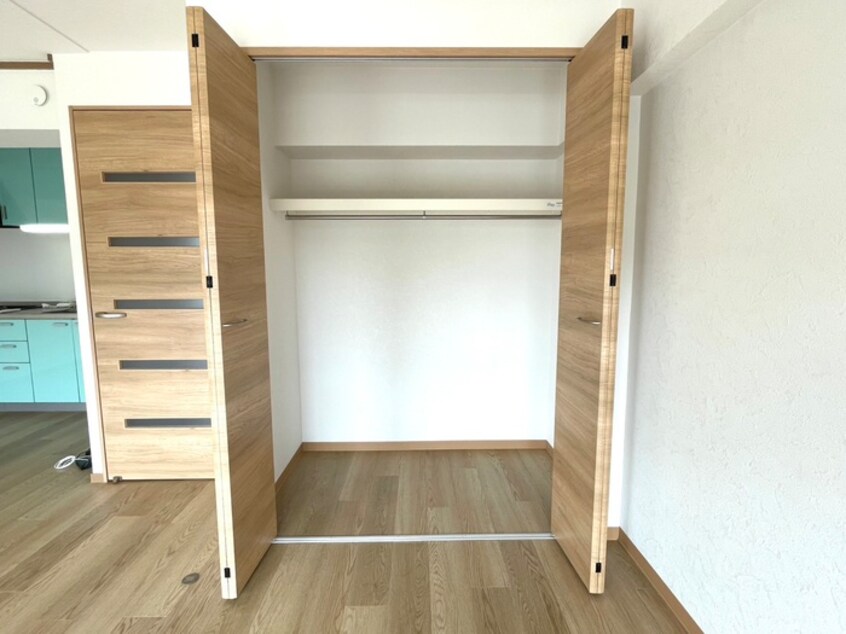 収納 山手アベニュ－