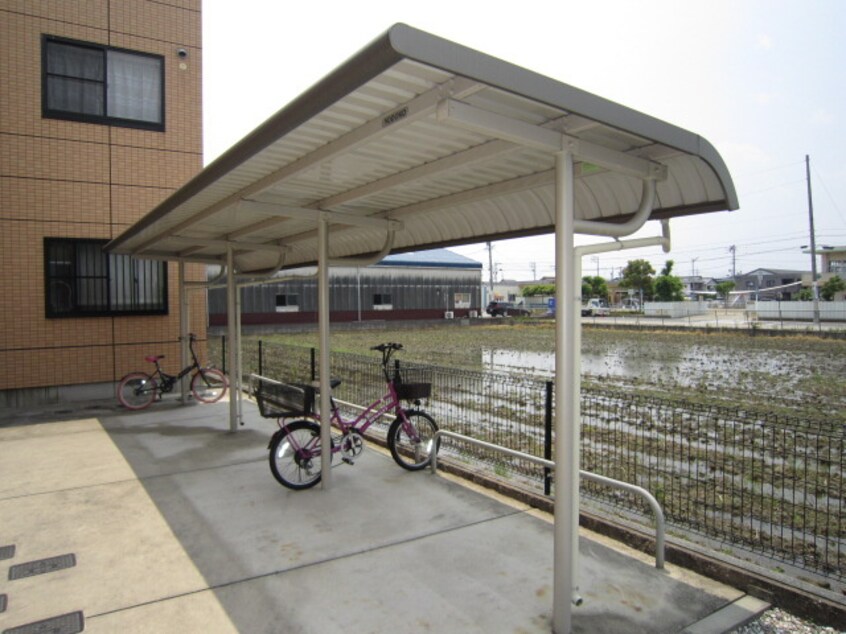 駐輪場 エルシオン