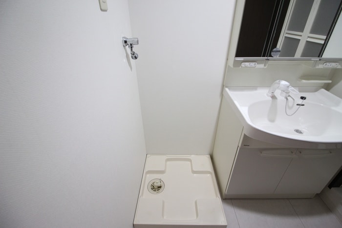 洗濯機置場 マックヴィラージュ平安