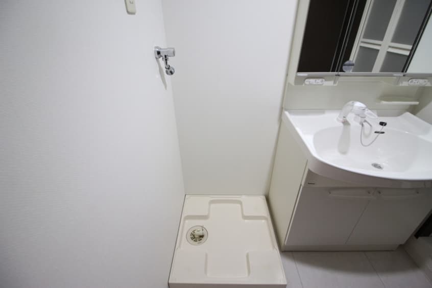 洗濯機置場 マックヴィラージュ平安