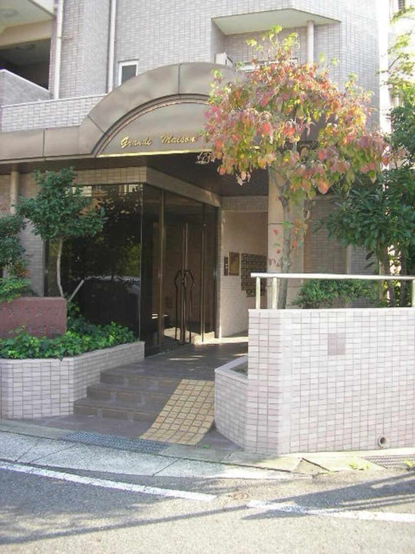 外観写真 GRAND MAISON中小田井（E-1）