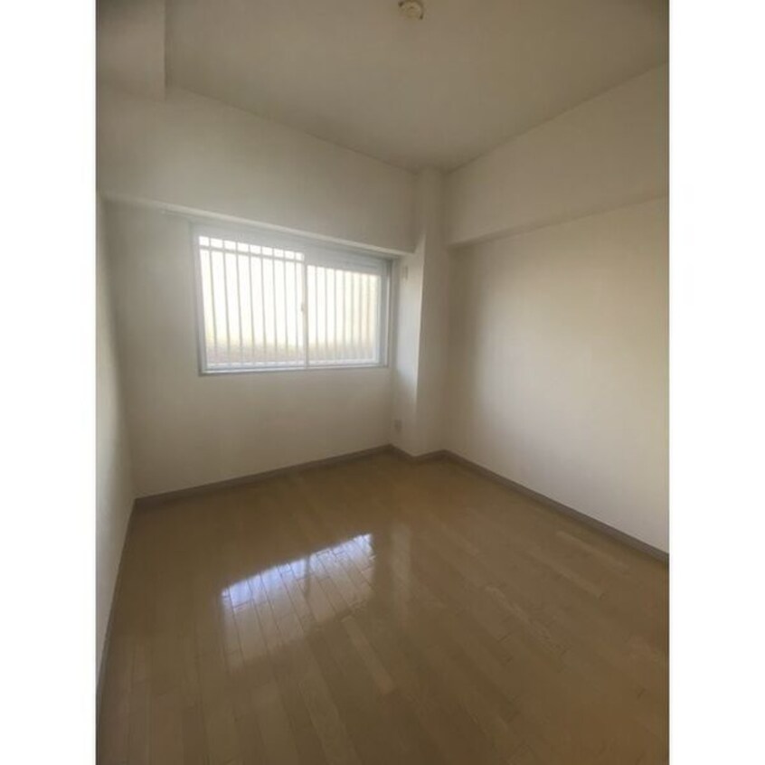 居室 GRAND MAISON中小田井（E-1）