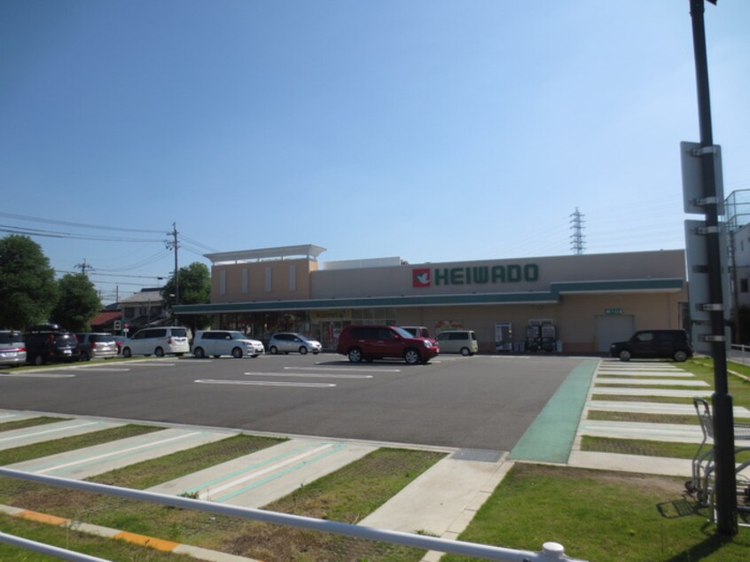 平和堂中小田井店(スーパー)まで581m GRAND MAISON中小田井（E-1）