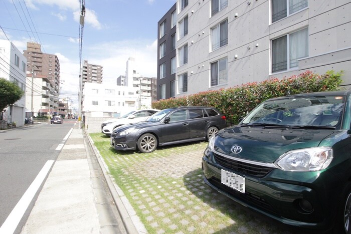 駐車場 Branche桜山Chambre