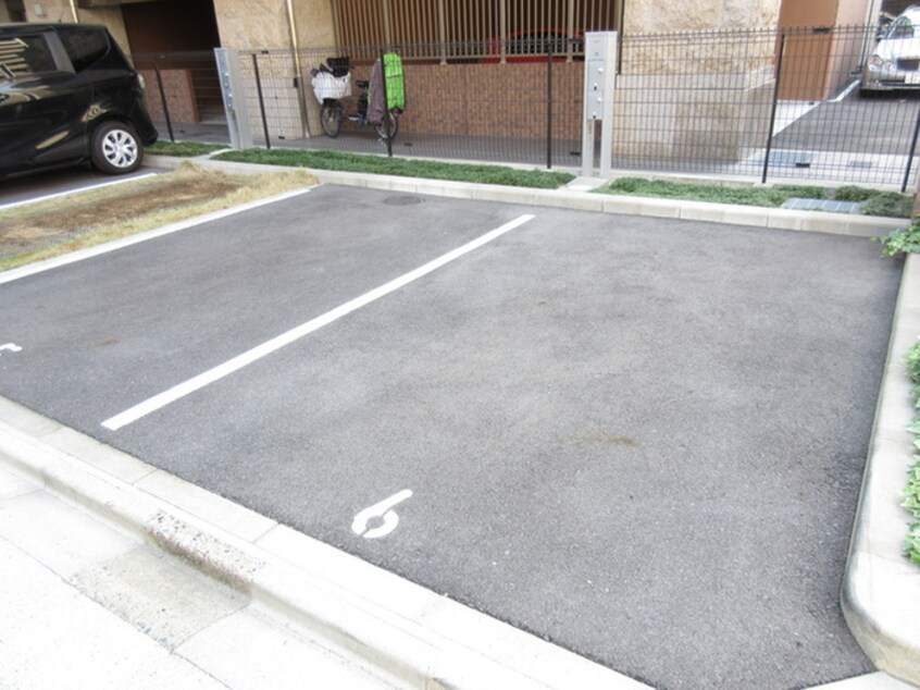 駐車場 プレサンスロジェ葵（1305）