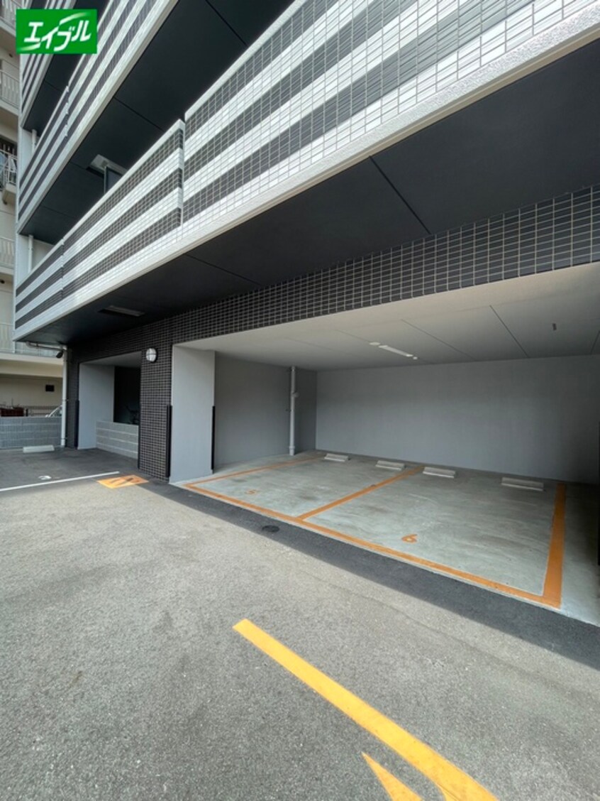 駐車場 GRANDUKE吹上