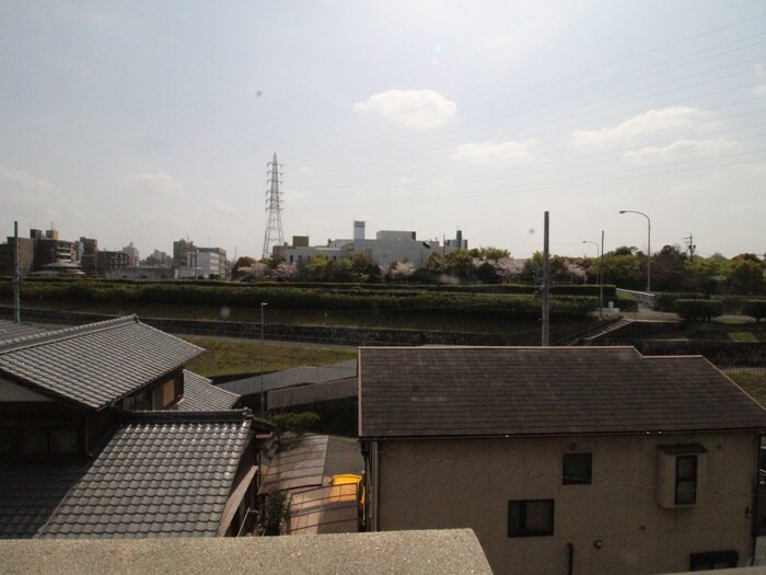 室内からの展望 ガ－デンコ－ト元八事