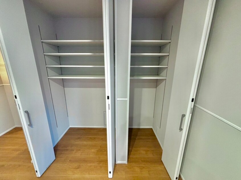 収納 COSMO TERRACE(ｶﾞﾚｰｼﾞﾊｳｽ)