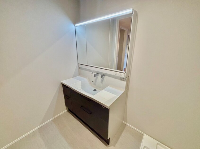 洗面 COSMO TERRACE(ｶﾞﾚｰｼﾞﾊｳｽ)