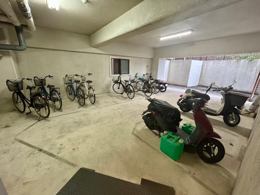 駐輪場 シーズンコート尾張瀬戸