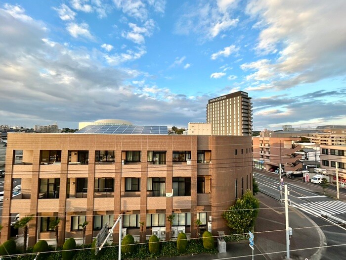 室内からの展望 シーズンコート尾張瀬戸