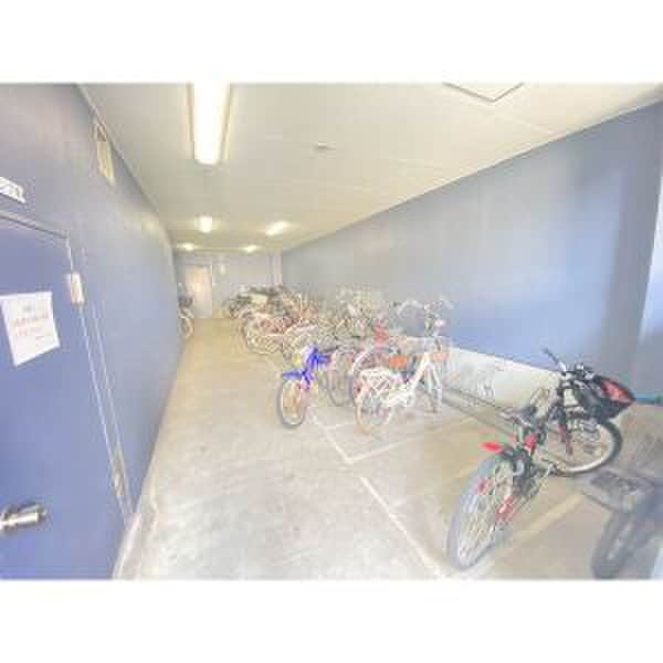 駐輪場 マリポ－サ上田