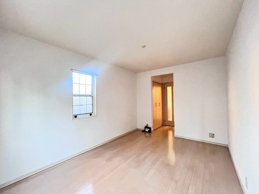 居室 リブレア白鳥