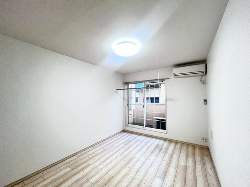 内観写真 リブレア白鳥