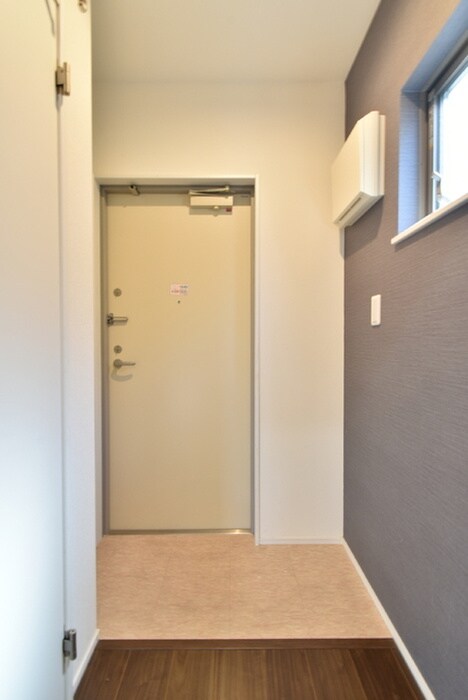 玄関 Cherim烏森East