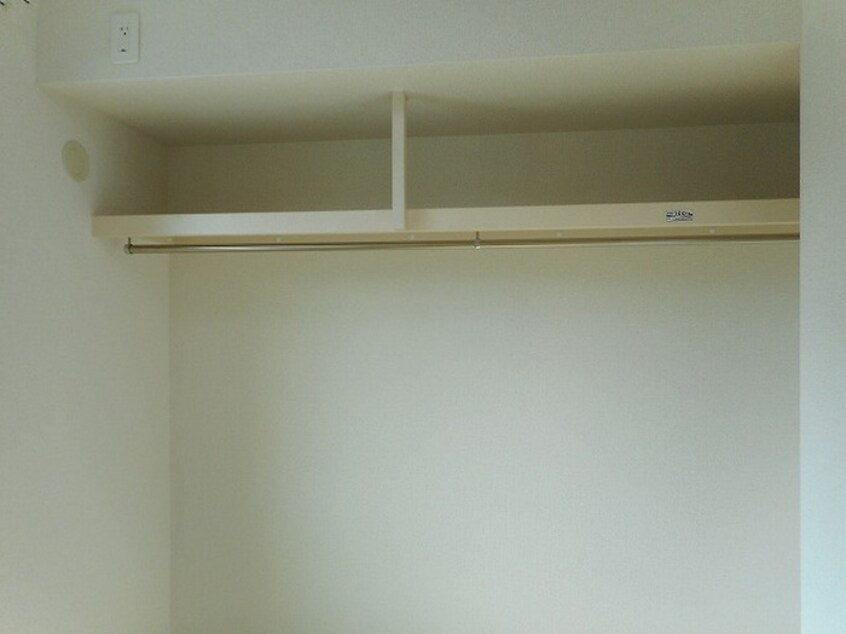 収納 アビタシオン石山A