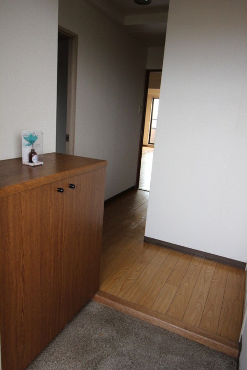 玄関 プレステイジ清水