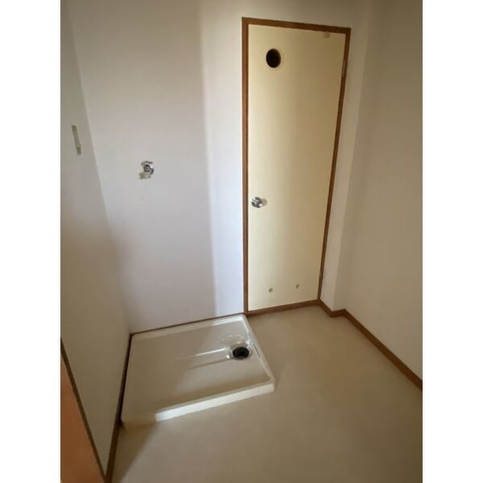 洗濯機置場 愛清ハイツ