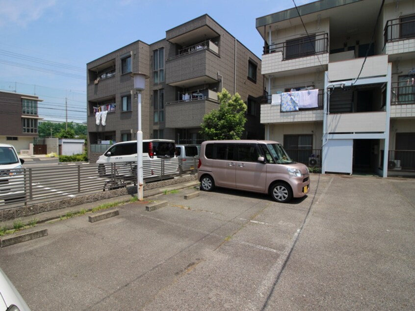 駐車場 コスモハイツ