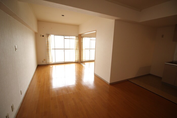 居室 サンライズ江副