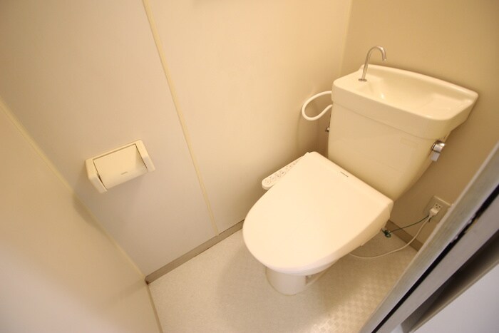 トイレ サンライズ江副