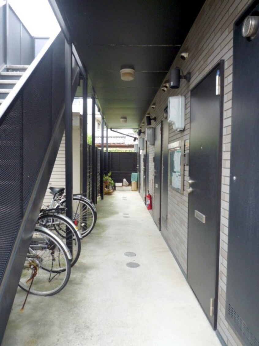 外観写真 アンプル－ル　ブワ　プチモン