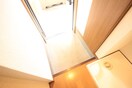 玄関 アンプル－ル　ブワ　プチモン