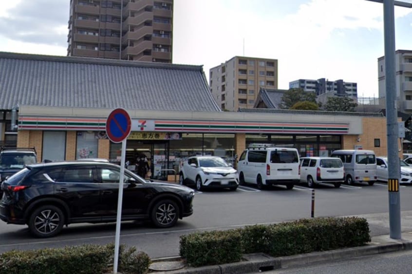 セブンイレブン名古屋泉３丁目店(コンビニ)まで466m P-SQUARE　Shumoku　Ⅱ