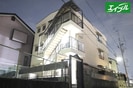 グロリアス堀田の外観