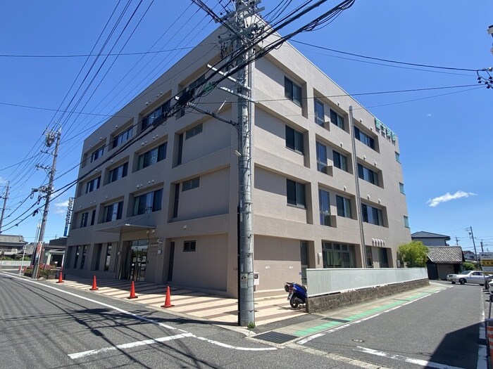 富士病院(病院)まで1200m シャトルジュン