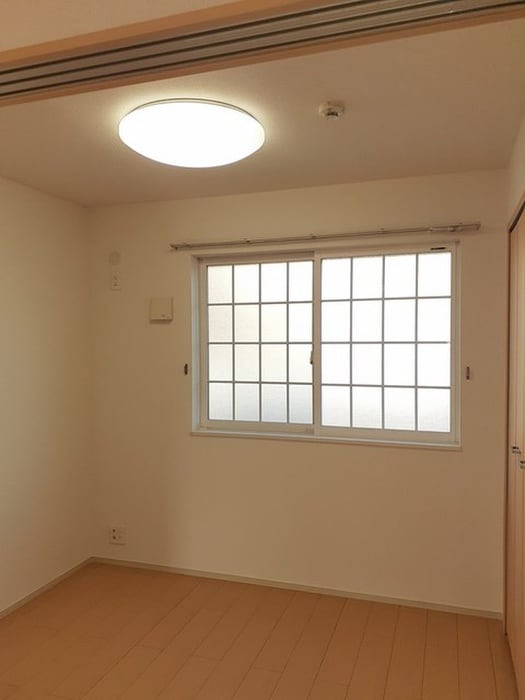 居室 ウィステリア石刀１