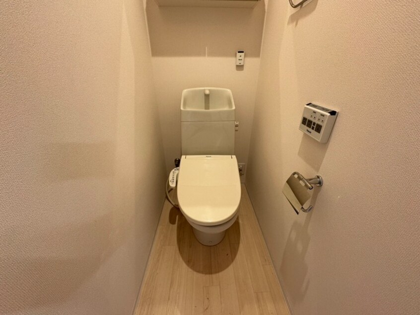トイレ シュロス上飯田