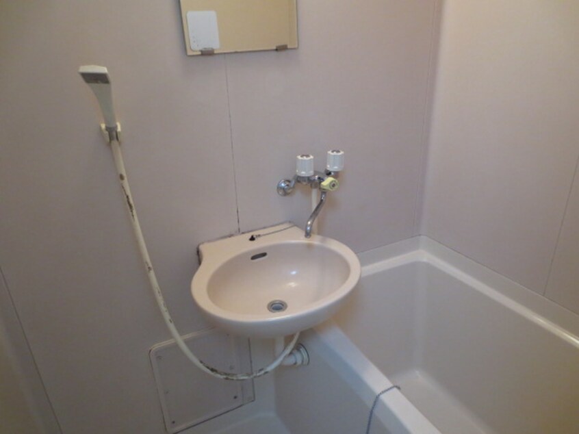 バス／シャワールーム等 レジデンスアンドウ