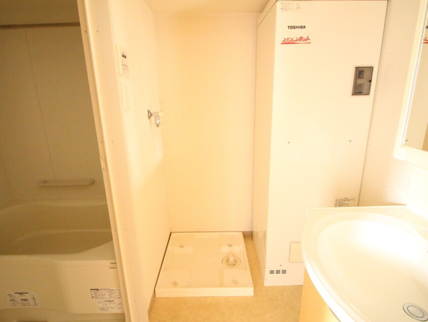 洗濯機置場 エコロジ－栄レジデンス