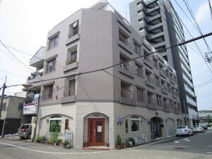 ファミ－ル山本
