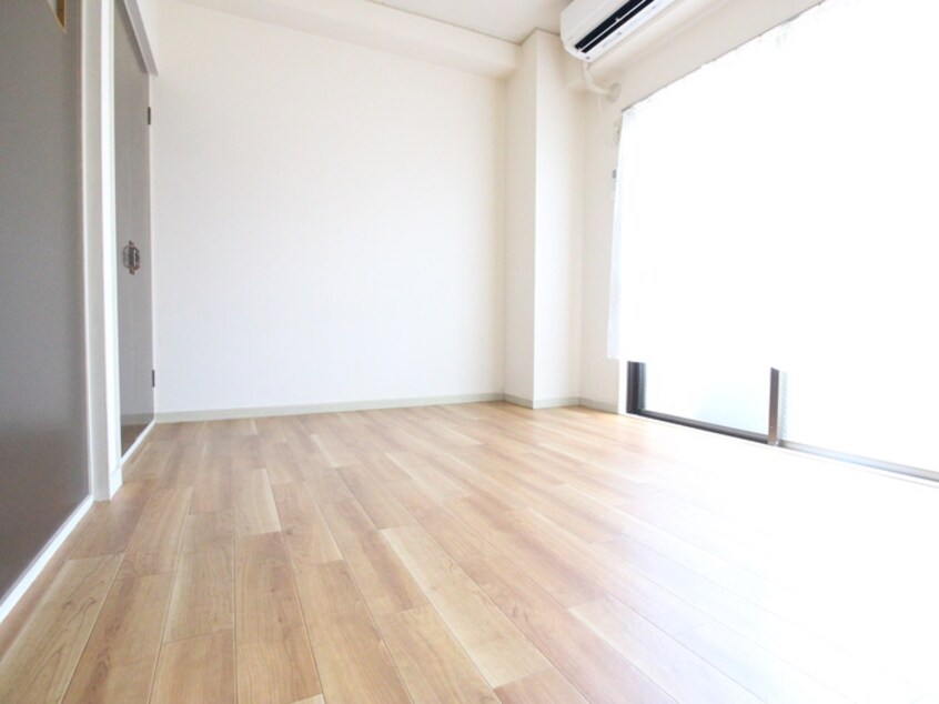 居室 フロ－ラル都